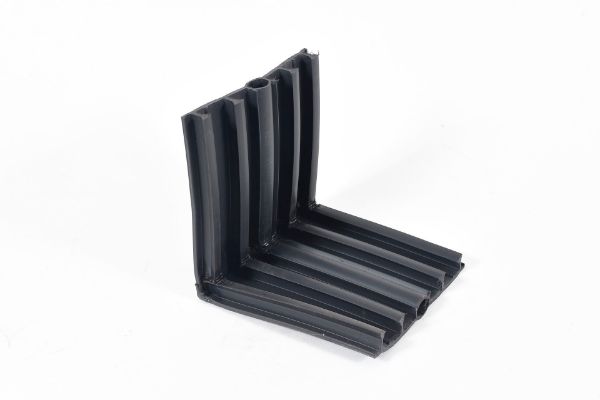 Picture of BLACK 200mm EXT REVERSE VERTICAL 'L'